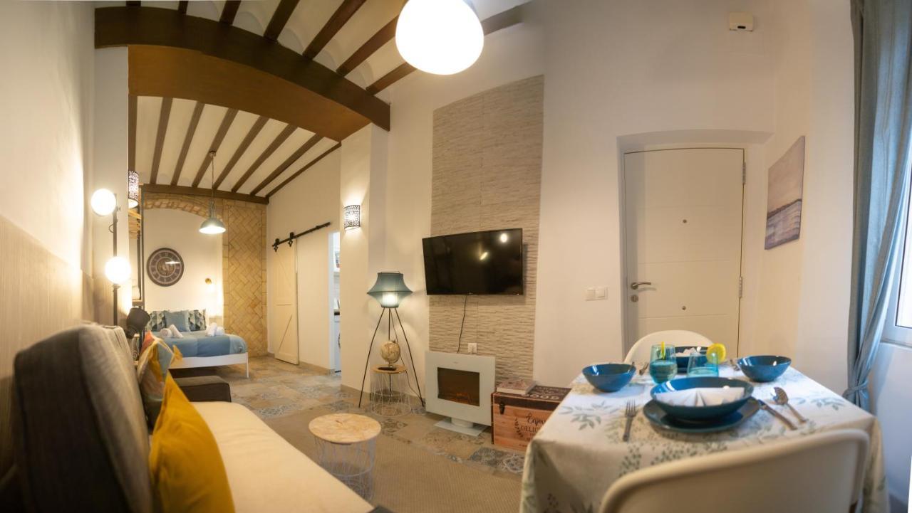 Gades Ha Loft Appartamento Cadice Esterno foto